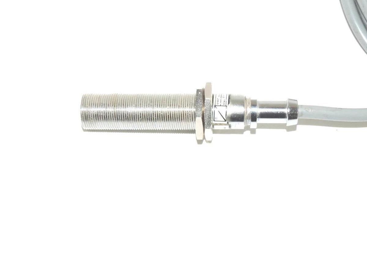 Used BALLUFF BES-516-420-AD-X PROXIMITY SENSOR BES516420ADX
