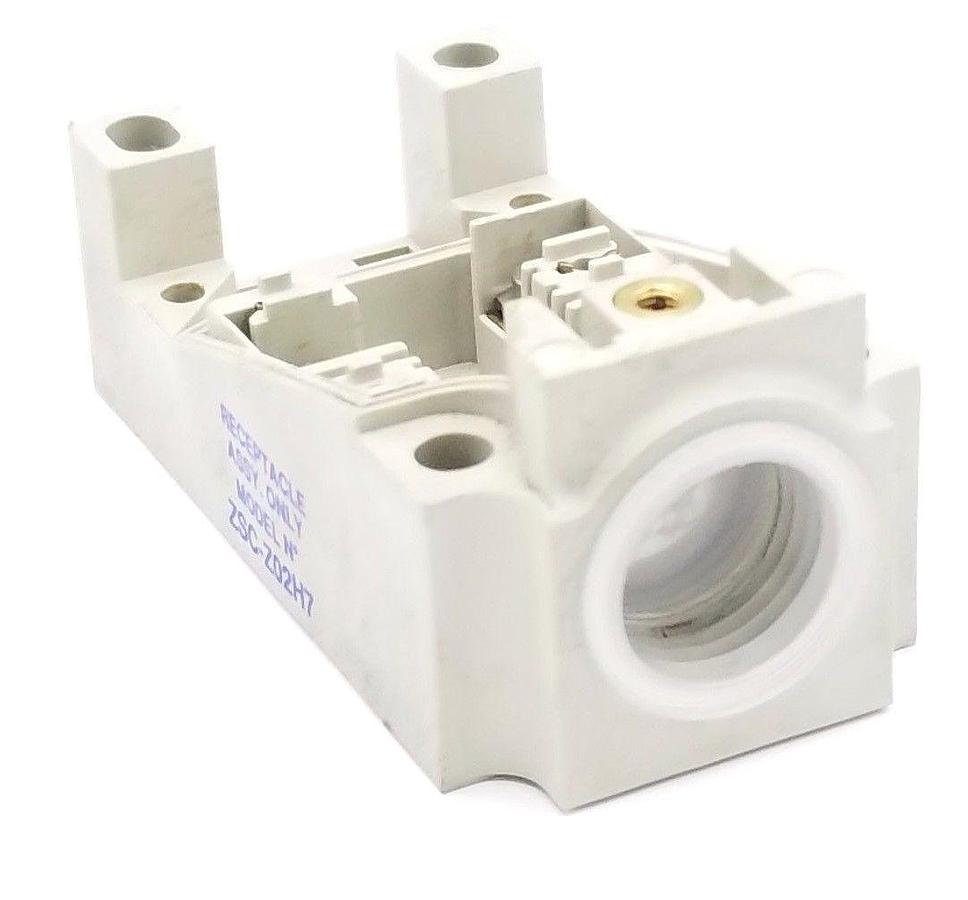 Used NEW GENERIC ZSC-Z02H7 LIMIT SWITCH RECEPTACLE ZSCZ02H7