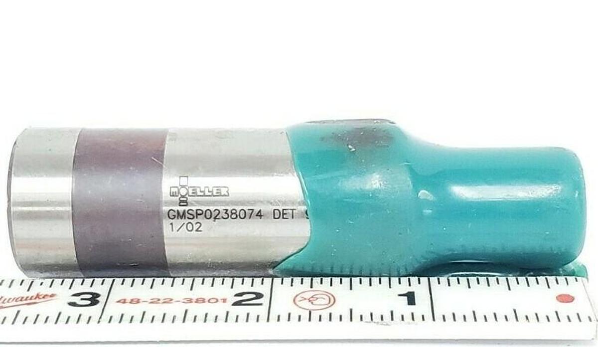 Used LOT OF 2 NEW MOELLER GMSP0238074 DET 932 PUNCHES 1/02