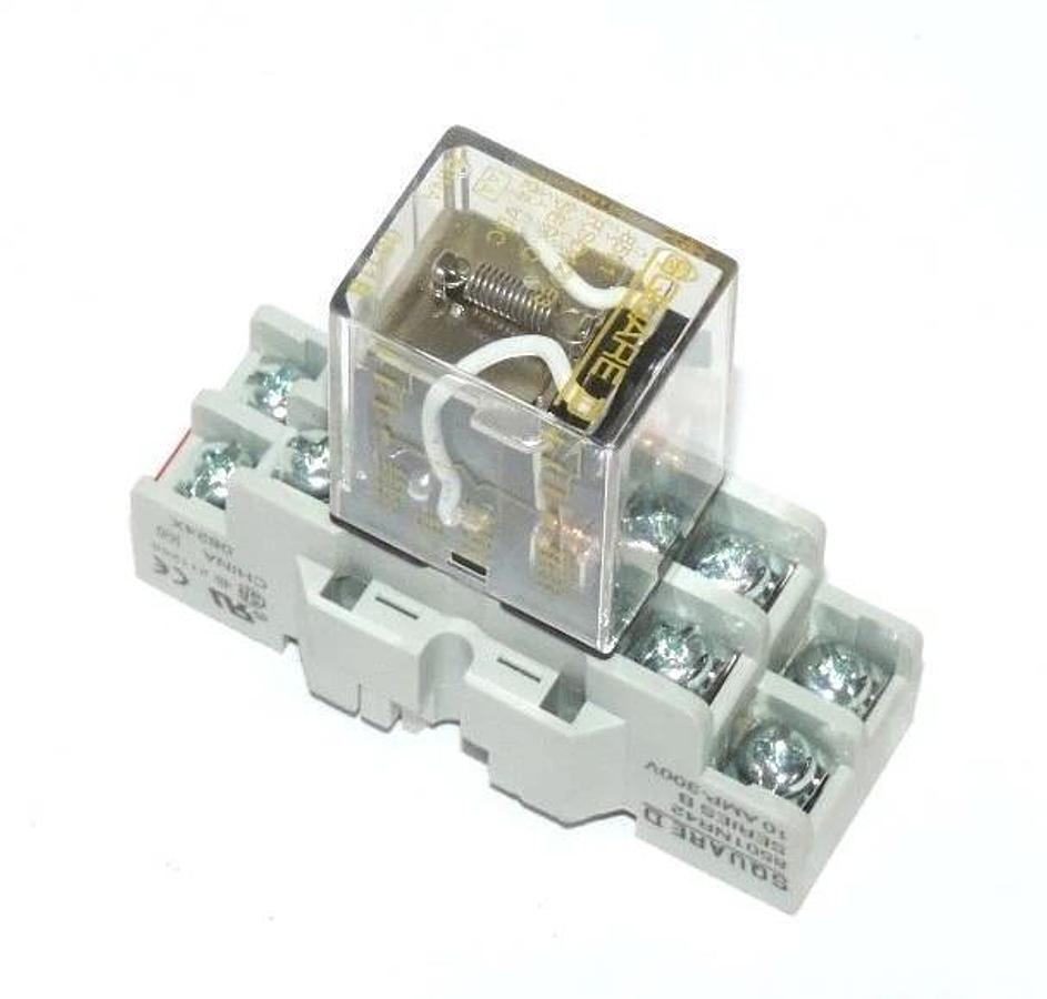 Used SQUARE D 8501NR42 SER B RELAY SOCKET WITH SQUARE D 8501RSD4V53 SER C RELAY