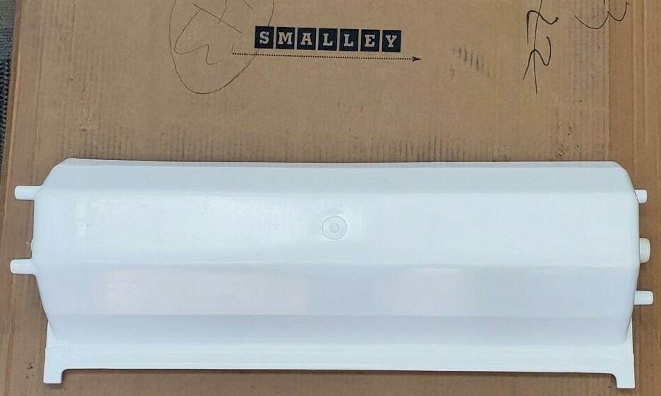BOX OF 6 NEW SMALLEY MANUFACTURING 05-0007 IP-24 / HDPE CONVEYOR CONTAINERS