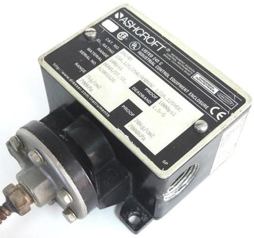 Used ASHCROFT B424B SNAP ACTION PRESSURE SWITCH , W/ TYPE 320, DIAPHRAGM 316L SENSOR