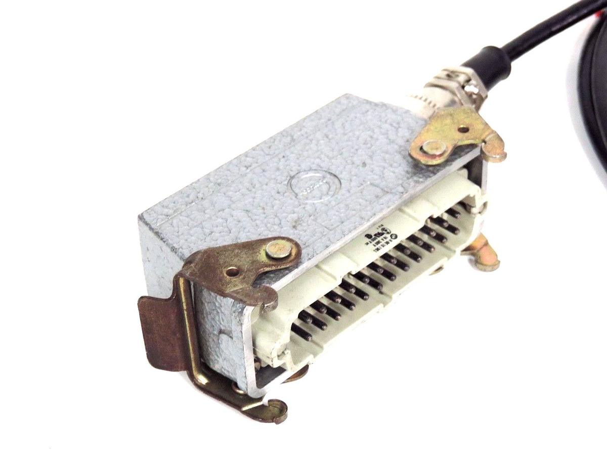 Used GRACO ROBOTICS INC. GRI 830-406RP TEACH PENDANT 830406RP
