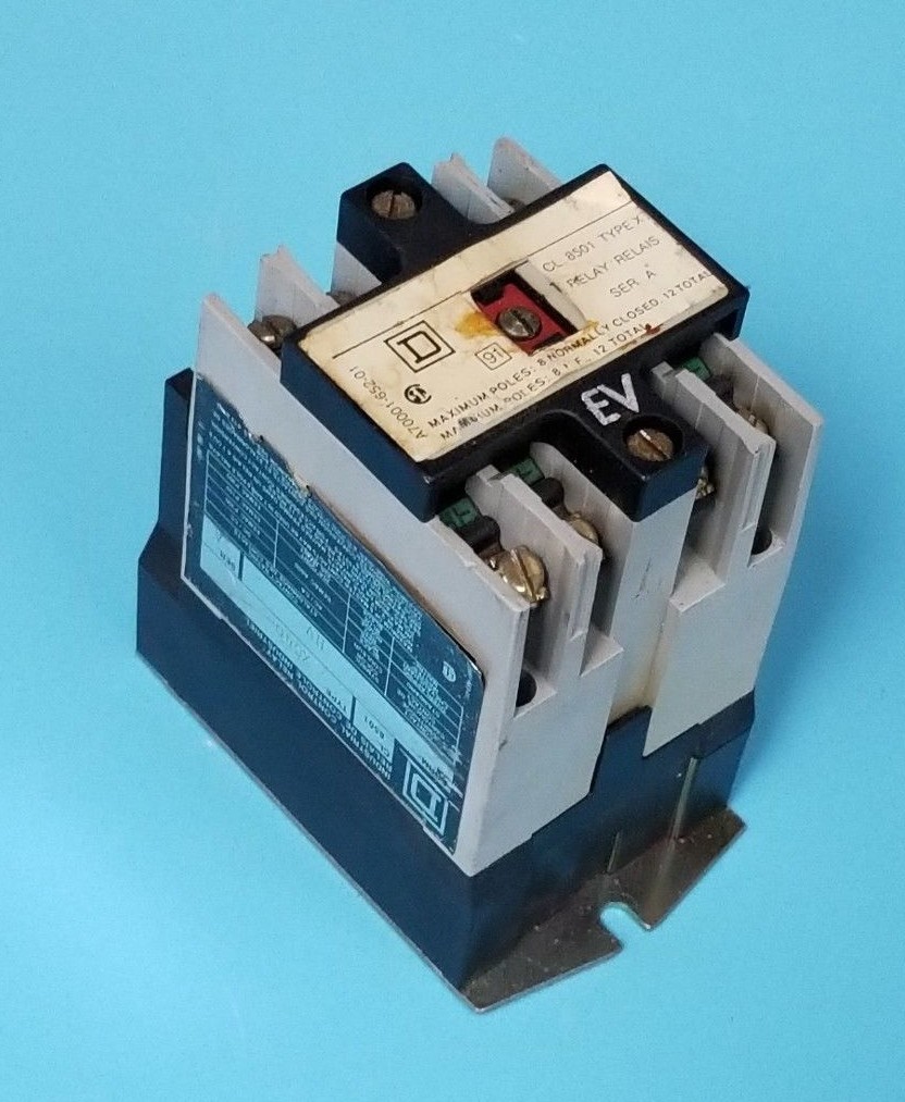 Used SQUARE D 8501-X040 CONTROL RELAY SER. A, FORM HV, 8501X040 W/ 9998X44 COIL