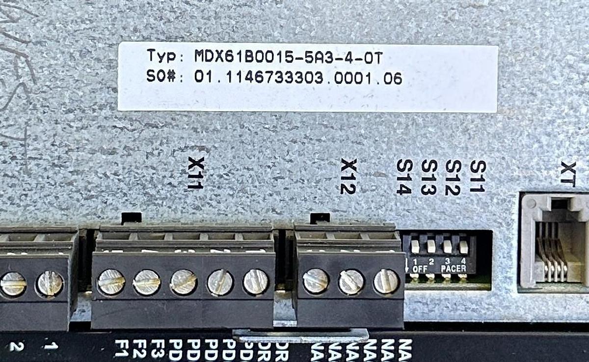 Used SEW EURODRIVE MDX61B0015-5A3-4-0T / 08279756 / MDX61B-0T MOVIDRIVE 08249571