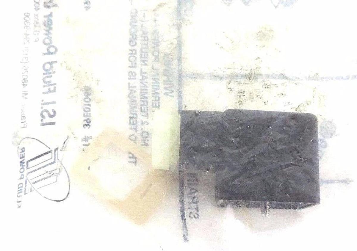 Used NIB I.S.I. FLUID POWER 39E01066 SOLENOID CONNECTOR
