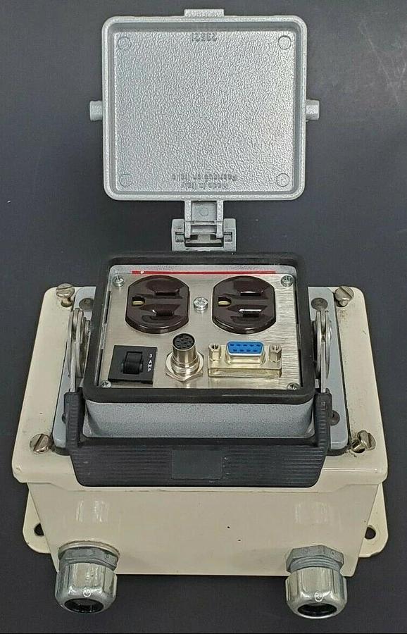 Used HOFFMAN / MENCOM CORP. A-6044SC ENCLOSURE W/ NEMA TYPE 4 109-REC PROGRAM PORT