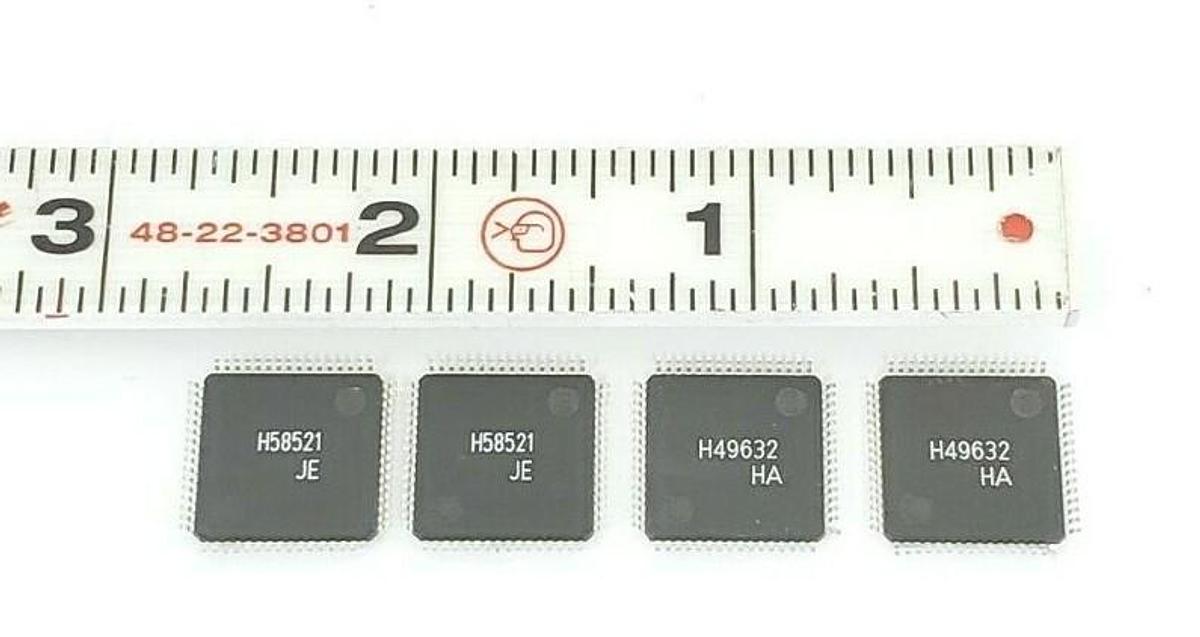 Used LOT OF 4 NEW INTEGRATED DEVICE TECHNOLOGY 71321-SA25PF IC SRAM 16K-BIT CHIPS
