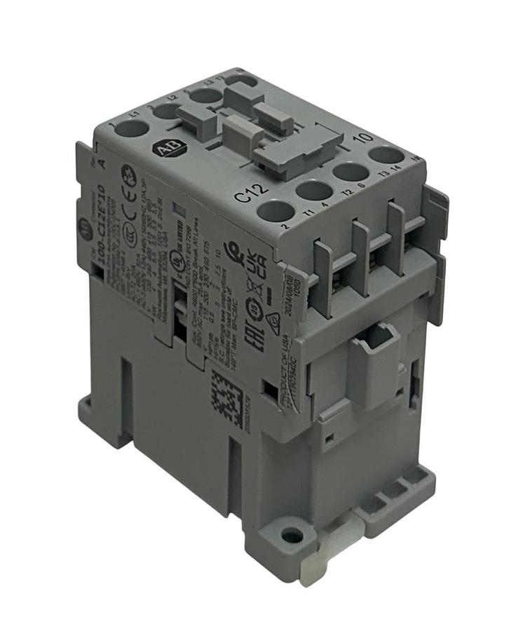 Used ALLEN BRADLEY 100-C12EJ10 /A BULLETIN 100 CONTACTOR 24VDC 3-POLE OEM *CHIP NSMP