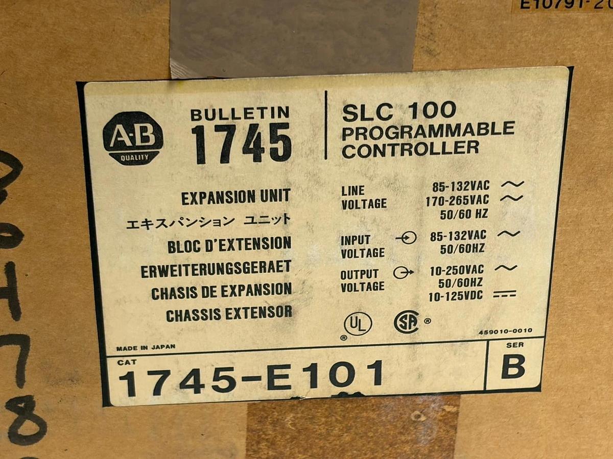 Allen-Bradley 1745-E101 SLC 100 Expansion Unit Series B with Cable Manual - NEW
