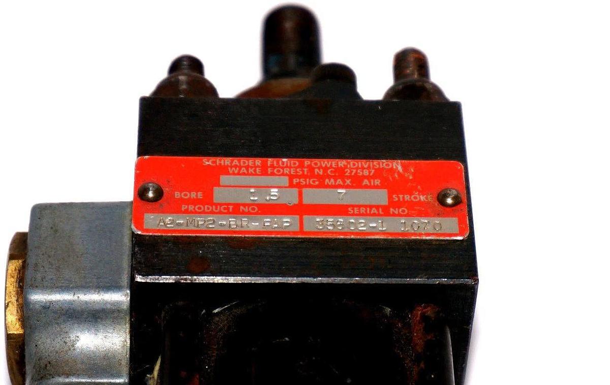 Used SCHRADER FLUID POWER A2-MP2-BR-PAP CYLINDER W/ 31501-0110 SOLENOID VALVE