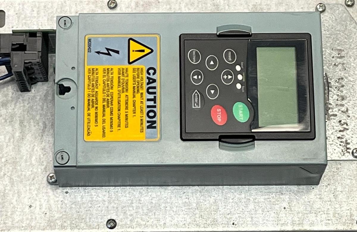 Used EATON SVX003A1-5A4B1 Variable Frequency Drive 3HP 600V 3-Phase SVX9000 VFD