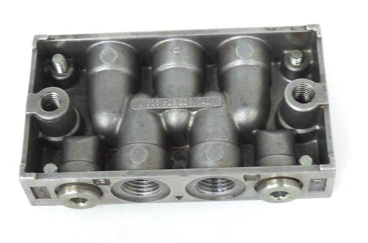 Used BOSCH 1 825 503 029/042 PORT BLOCK 1825503029