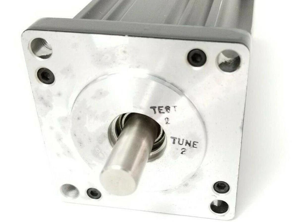 Used PARKER COMPUMOTOR SM233BE-NMSN MOTOR SM233BENMSN, 340V, 4.1A, 140 OZ-IN