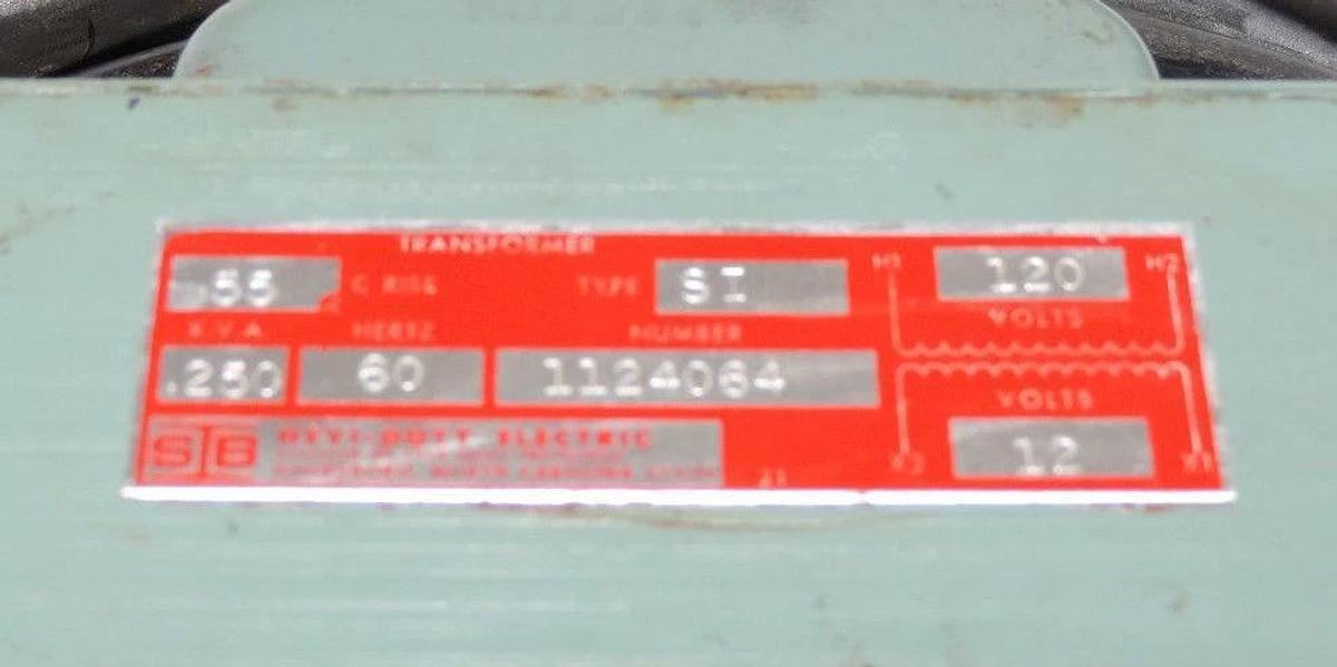 Used HEVI DUTY ELECTRIC CO 1124064 TRANSFORMER WITH HUBBELL TWIST LOCK