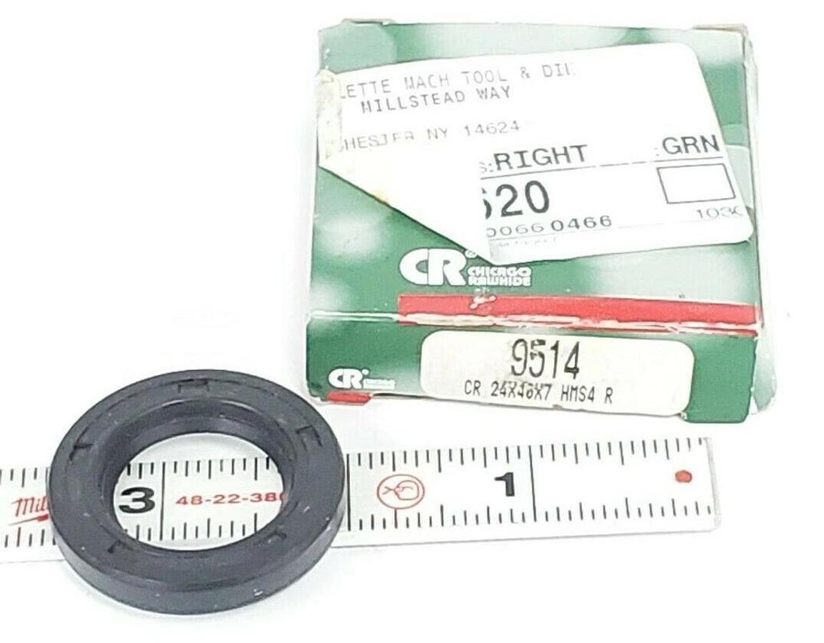 Used NIB CHICAGO RAWHIDE 9514 OIL SEAL 24X40X7MM