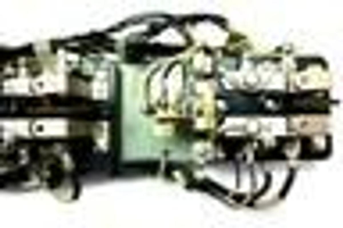 Used GENERAL ELECTRIC 6VDBR2500A1 STATOTROL II CONTROLLER W/ REVERSING OPTION