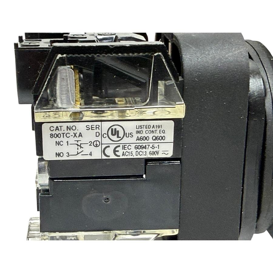 Used Allen Bradley 800HC-QRB24 Green Illuminated Start Push Button Switch 24V