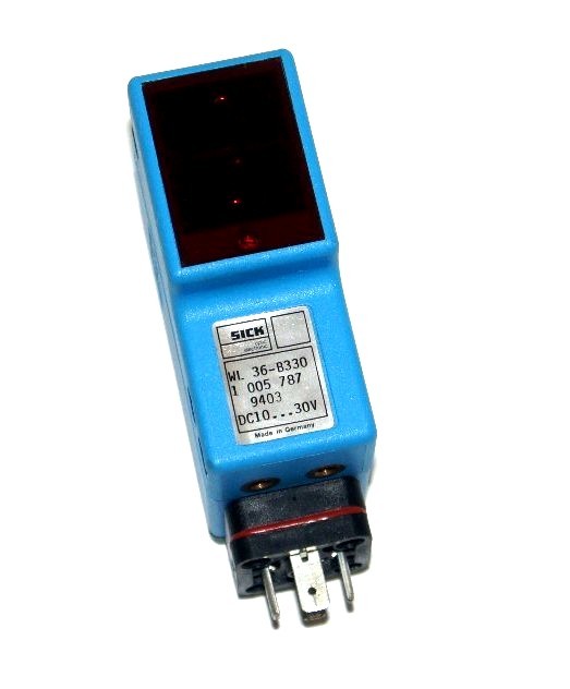 Used SICK OPTIC ELECTRONIC WL 36-B330 PHOTOELECTRIC REFLEX SWITCH WL36B330
