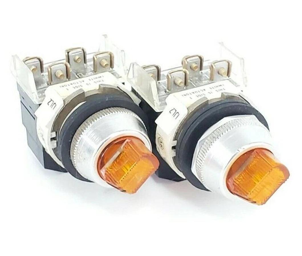 Used (2) ALLEN BRADLEY 800T-16HX2KB6 SELECTOR SWITCH AMBER SER. N W/ 800T-XA SER. C