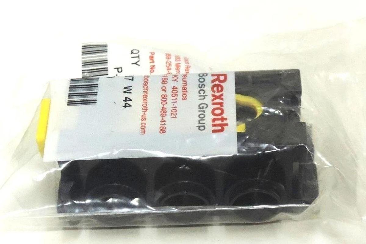 Used NEW BOSCH REXROTH P-067703-00000 VALVE BODY MANIFOLD 7877 07 W 44