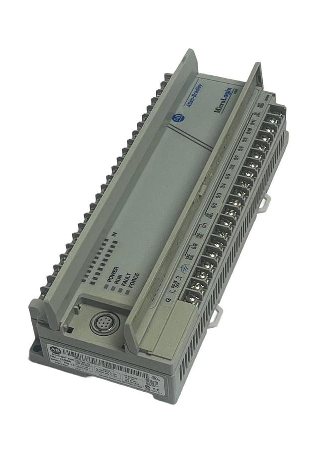 Used Allen-Bradley 1761-L32BBB /E MicroLogix 1000 32-Pt Controller FRN 1.0 USPI