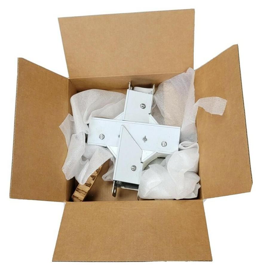 NEW HOFFMAN CTS33CSS CROSS ENCLOSURE STAINLESS