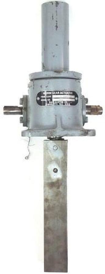 Used DUFF-NORTON M10004-661 WORM GEAR ACTUATOR 2" SHAFT KGABZ00D06BAH