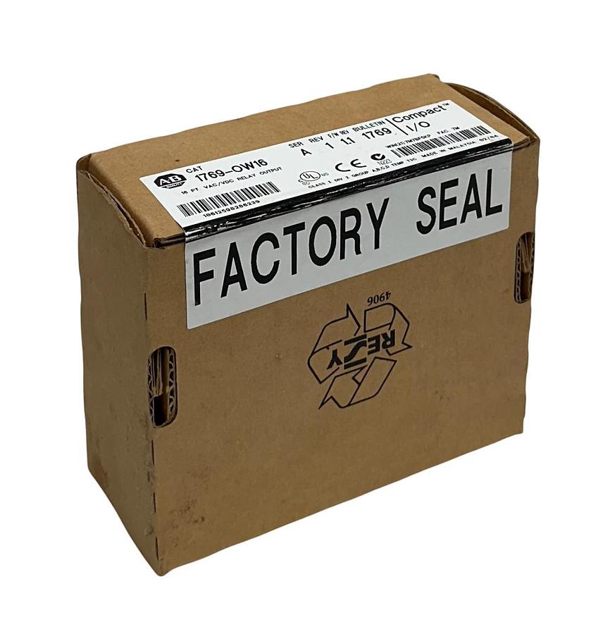 Used ALLEN BRADLEY 1769-OW16 /A CompactLogix 16-PT RELAY OUTPUT MODULE VAC/DC NSFS
