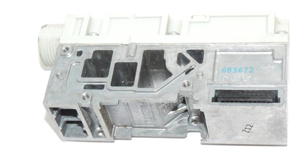 Used FESTO MPA-FB-SP-7/8-V-4POL VALVE SUPPLY PLATE 695959