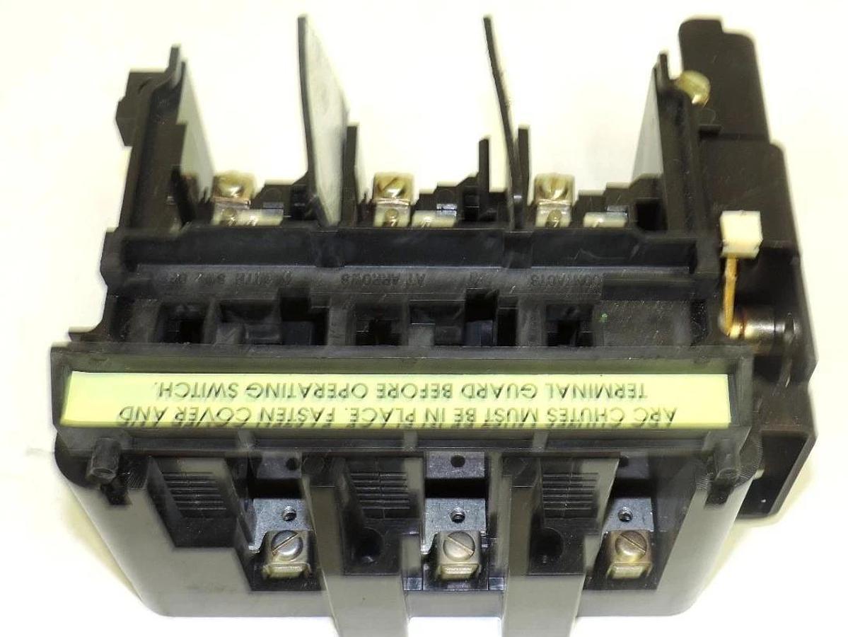 Used ALLEN BRADLEY 1494V-DS30 DISCONNECT SWITCH LEFT HAND 30AMP 600VAC SER. A