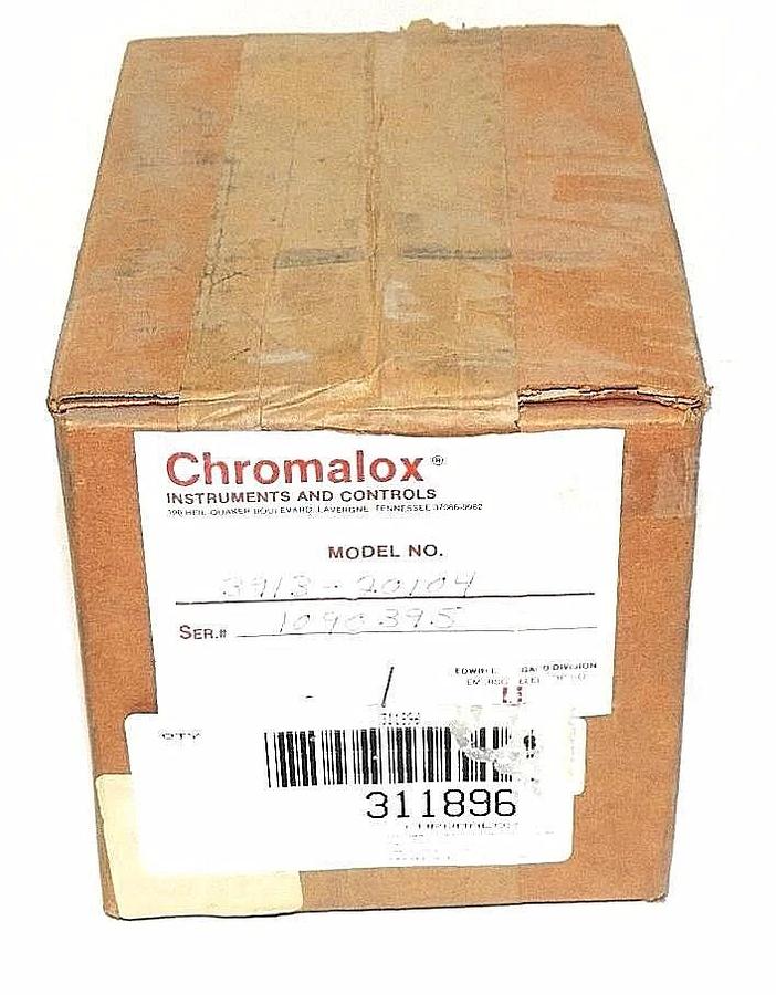 Used FACTORY SEALED CHROMALOX 3913-20104 TEMPERATURE CONTROLLER 391320104