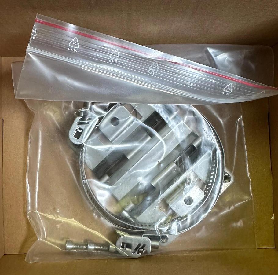 NEW Endress+Hauser RIA15-2FT9/0 / RIA152FT90 LOOP INDICATOR W/ HART COMMS RIA15