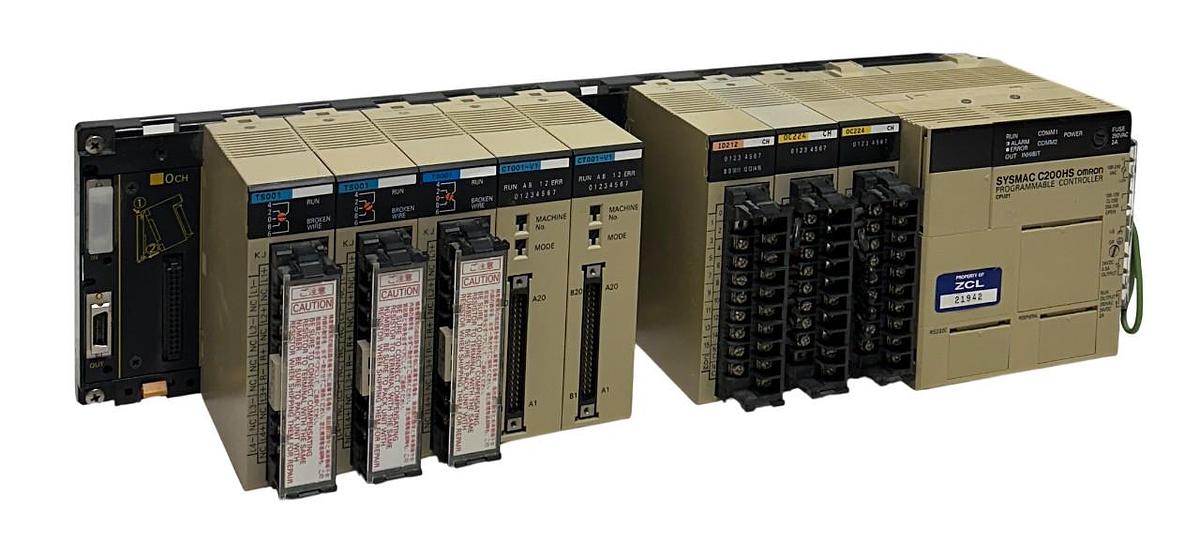 Used OMRON SYSMAC C200HS COMPLETE SLOT RACK ASSY C200HS-CPU21-E / OC224 / TS001 USNP