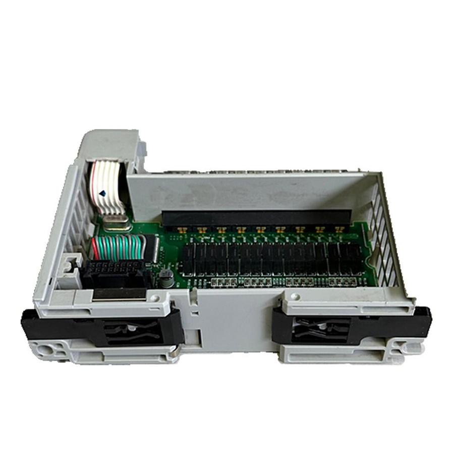 Used ALLEN BRADLEY 1769-OV16 /B Compact I/O 16-PT SINKING OUTPUT MODULE 1769OV16