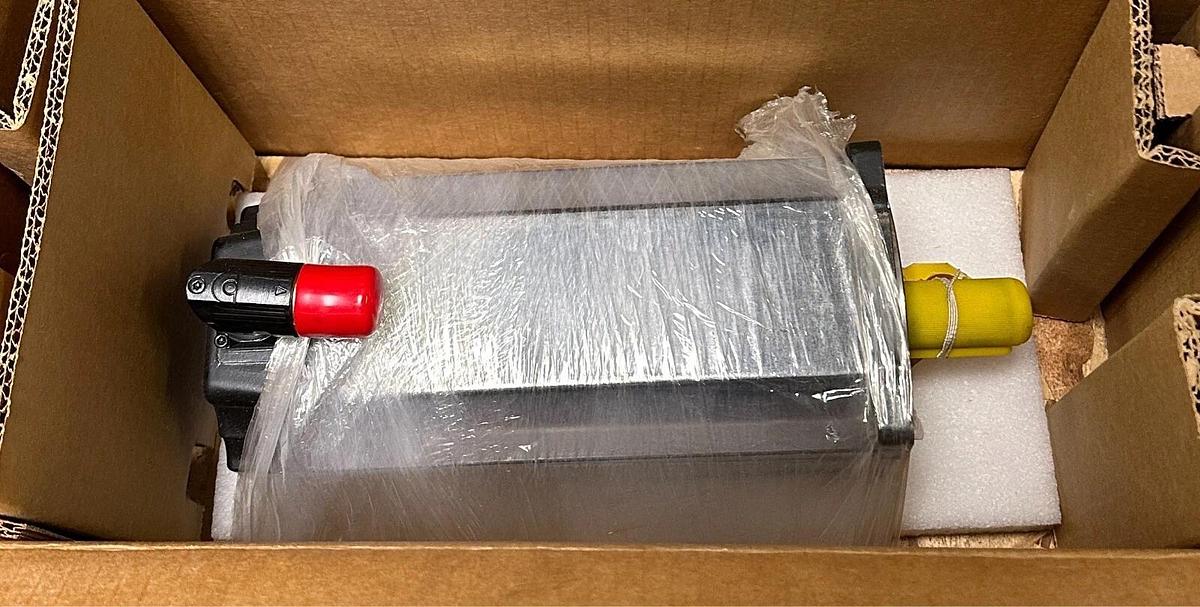 ALLEN BRADLEY VPL-B1306C-PK12AA /A Kinetix VPL LOW INERTIA SERVO MOTOR 480V NSMP