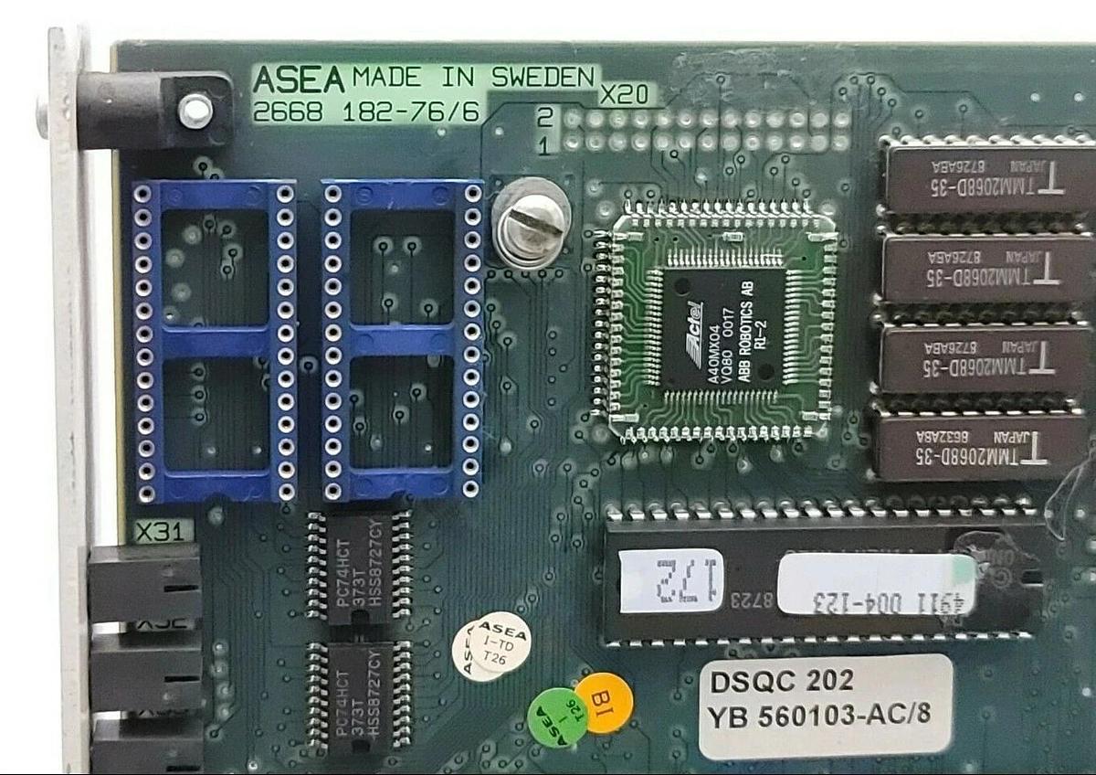 Used ABB YB560103-AC/8 ROBOT COMPUTER BOARD DSQC 202, DSQC202