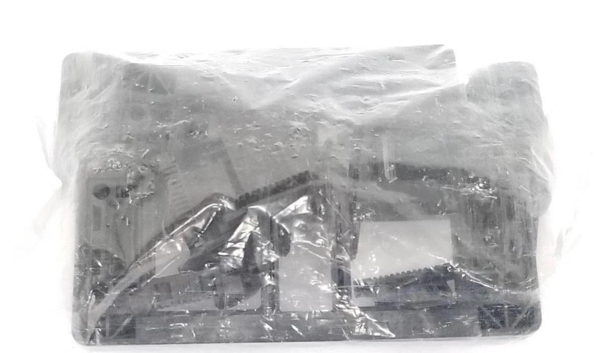 LOT OF 4 NEW MURRPLASTIC 87121016 KDL/E 24/4 HOUSINGS