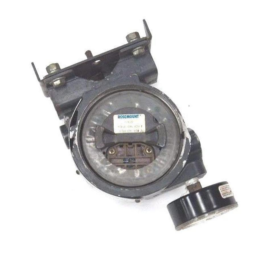Used CASCADE AUTOMATION 3311DS1J1B2 PRESSURE TRANSMITTER W/ GAUGE