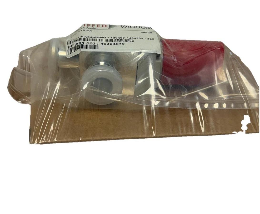 Pfeiffer Vacuum AVC 016 SA Manually Actuated Angle Valve 2000237544 | PF A31 003