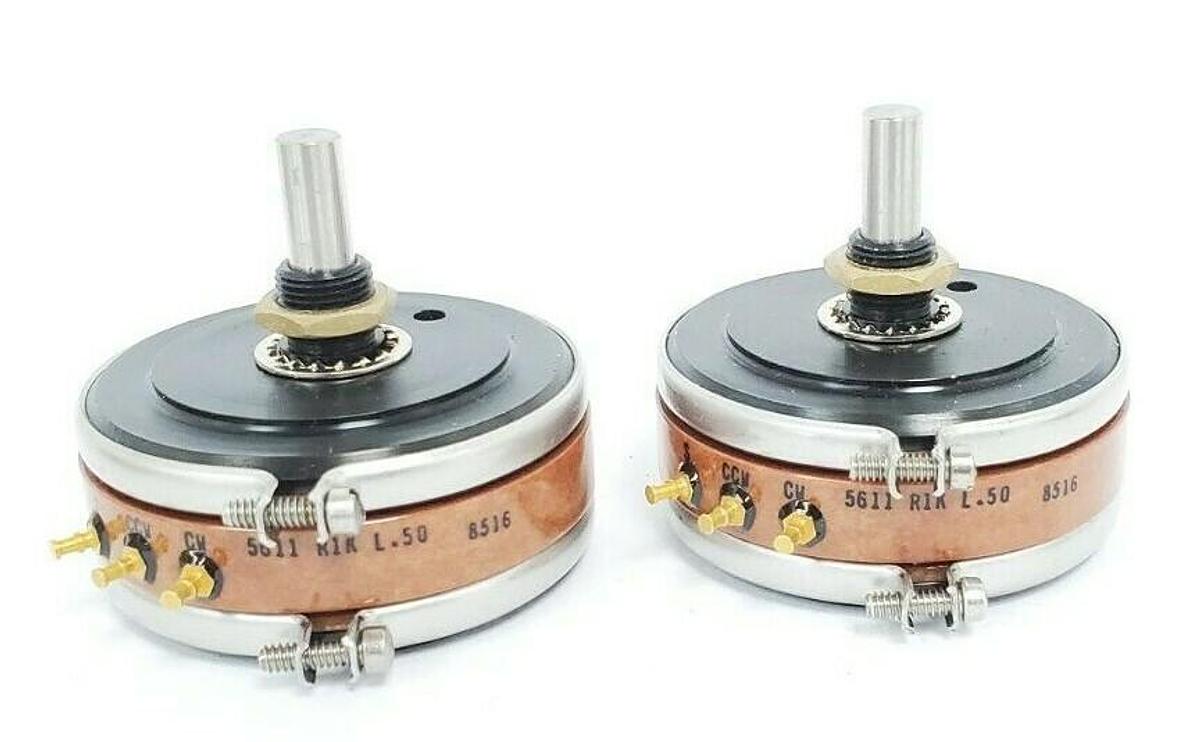 Used LOT OF 2 NIB BECKMAN 5611 R1K L.5 SINGLE-TURN POTENTIOMETERS 1000 OHM 5611R1KL.5