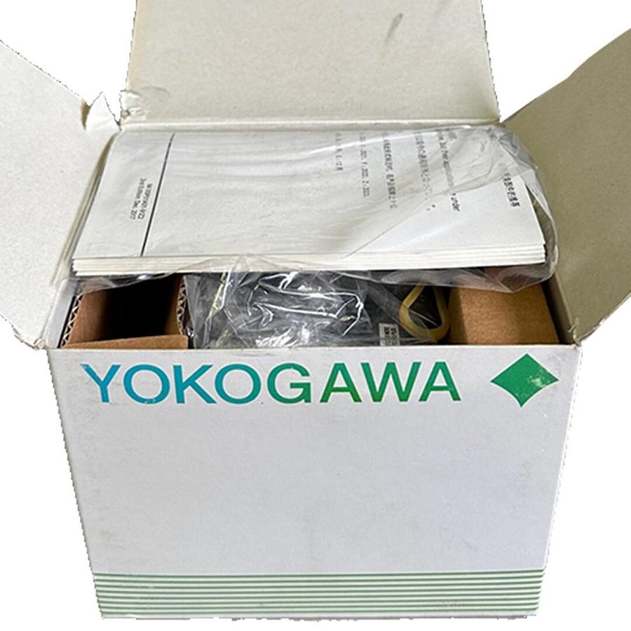Used NEW YOKOGAWA UT35A-L00-11-00 / UT35AL001100 DIGITAL INDICATING CONTROLLER UT35A