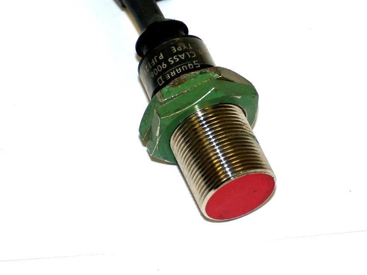 Used SQUARE D 9006-PJF121 PROXIMITY SENSOR 24-240VAC, 5-300MA, 9006PJF121
