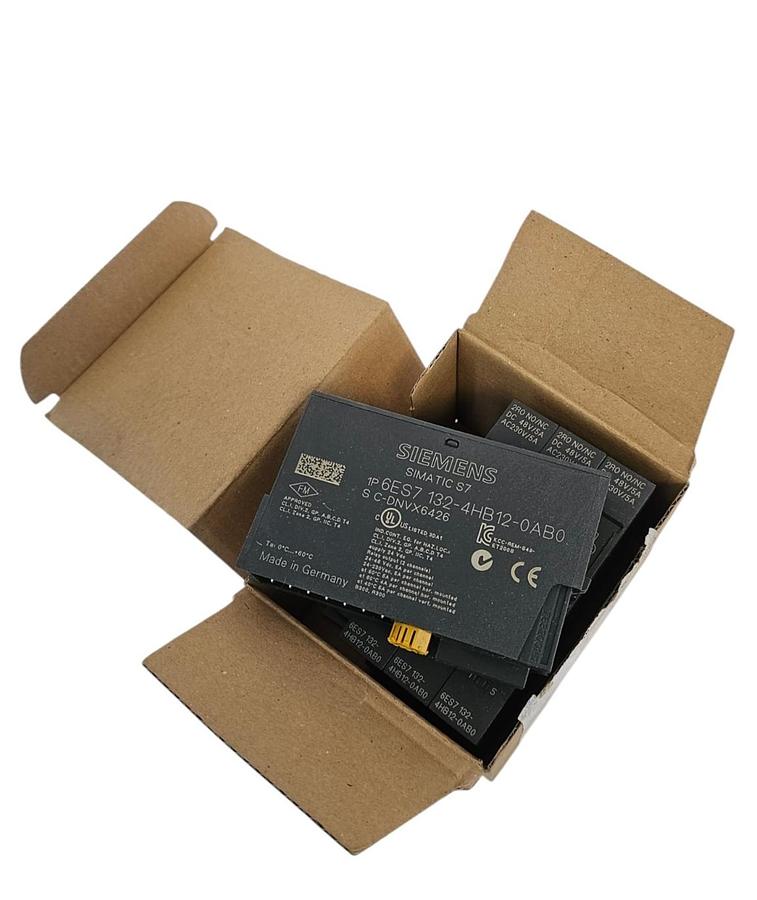 Used NEW SIEMENS 6ES7132-4HB12-0AB0 RELAY OUTPUT MODULES 6ES71324HB120AB0 (4/PACK)