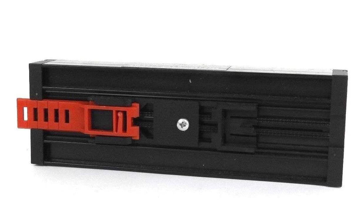 Used IFM EFECTOR AC2801 I/O CONNECTOR MODULE 26.5-31.6VDC LED GREEN