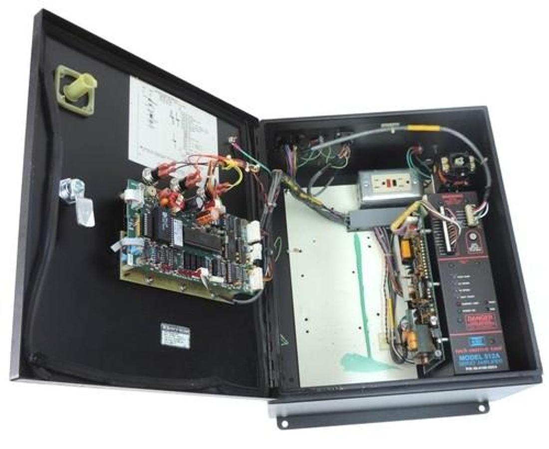 Used GSE TECH-MOTIVE 48D200-01001 INTERFACE CONTROLLER W/ 49-4100-02C4 512A SERVO AMP