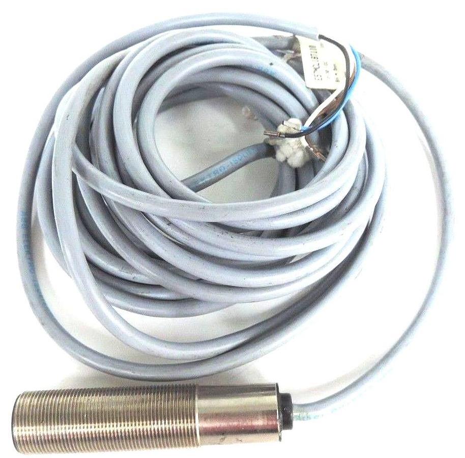Used EATON CUTLER-HAMMER E57MCL18T110 TUBULAR INDUCTIVE PROXIMITY SENSOR SER. D1