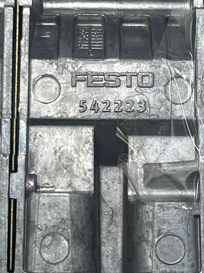 Used Lot of 2 Festo VMPA-FB-AP-P1 Sub-Base 542223 for VPPM Pressure Regulators