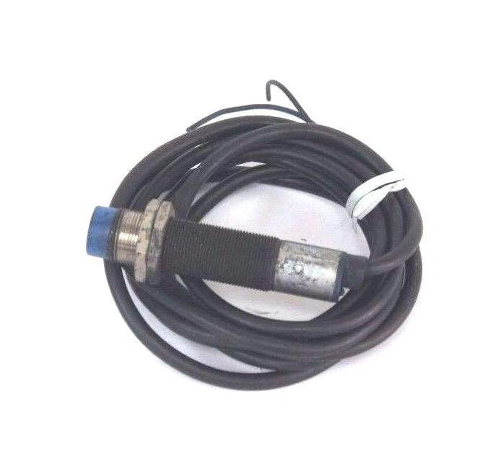 Used ALLEN BRADLEY 871C-D8B18 PROXIMITY SENSOR SER. A, REV. B, 871CD8B18
