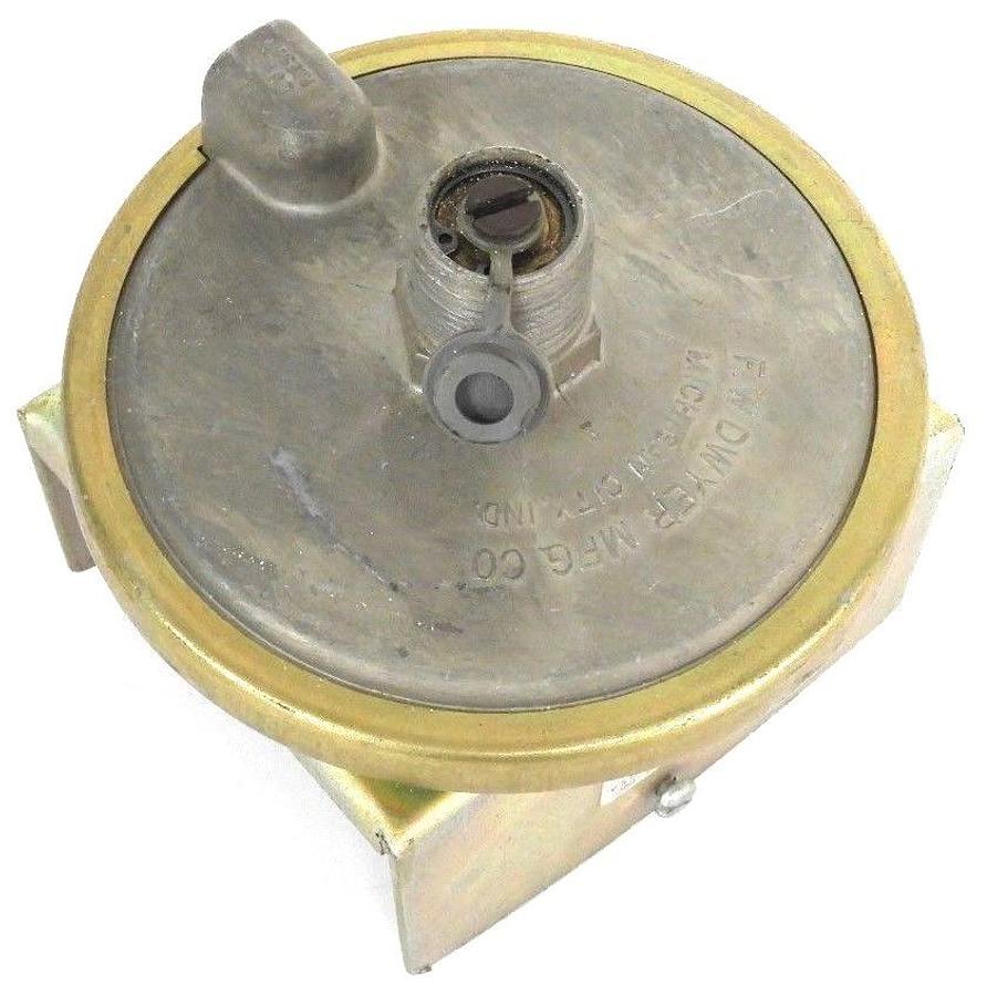 Used DWYER INSTRUMENTS 1823-20-2-5 PRESSURE SWITCH 18232025